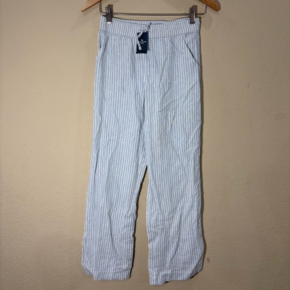 Abercrombie & Fitch Other - Girl's size 11/12 ABERCROMBIE & FITCH Wide Leg PantBlue Stripe NWT